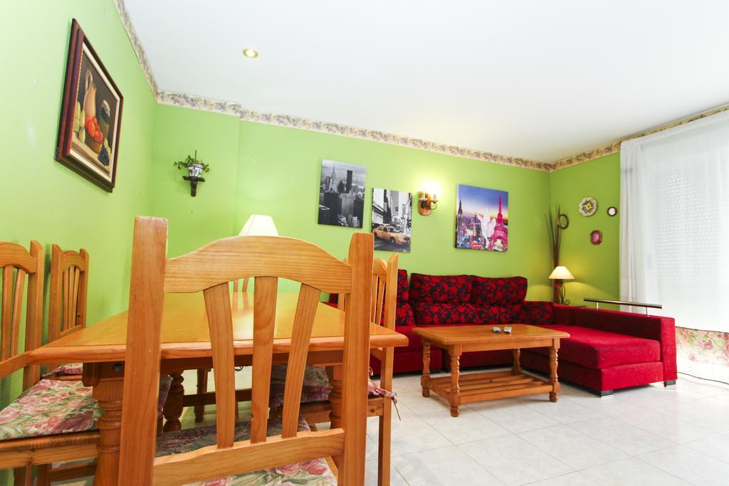 Apartamento Mar Pineda Planet Costa Dorada La Pineda Habitación foto