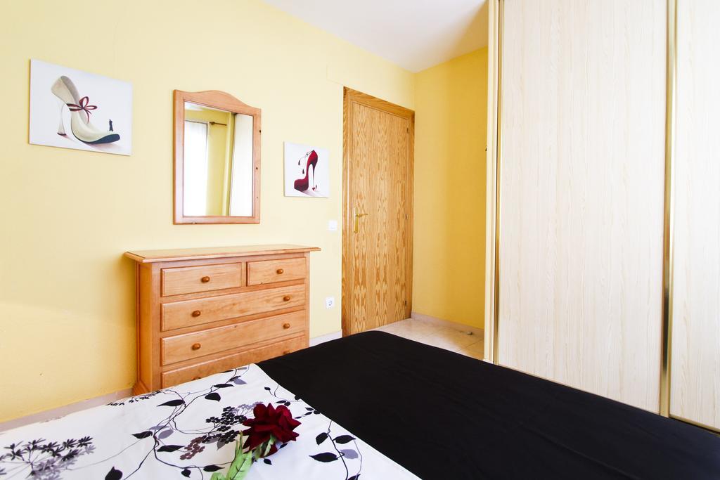 Apartamento Mar Pineda Planet Costa Dorada La Pineda Habitación foto