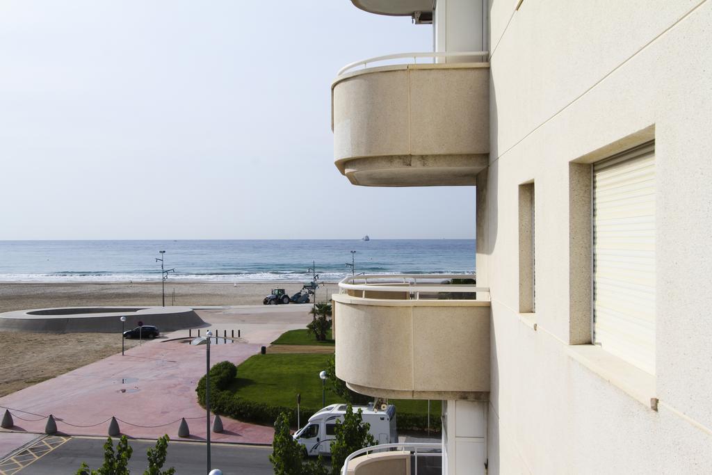 Apartamento Mar Pineda Planet Costa Dorada La Pineda Habitación foto